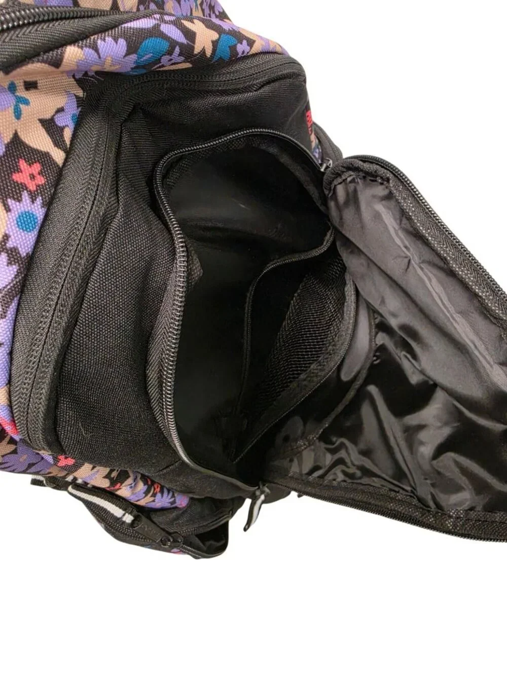 Eastsport Deep Ditsy Floral Raptor Expandable 19